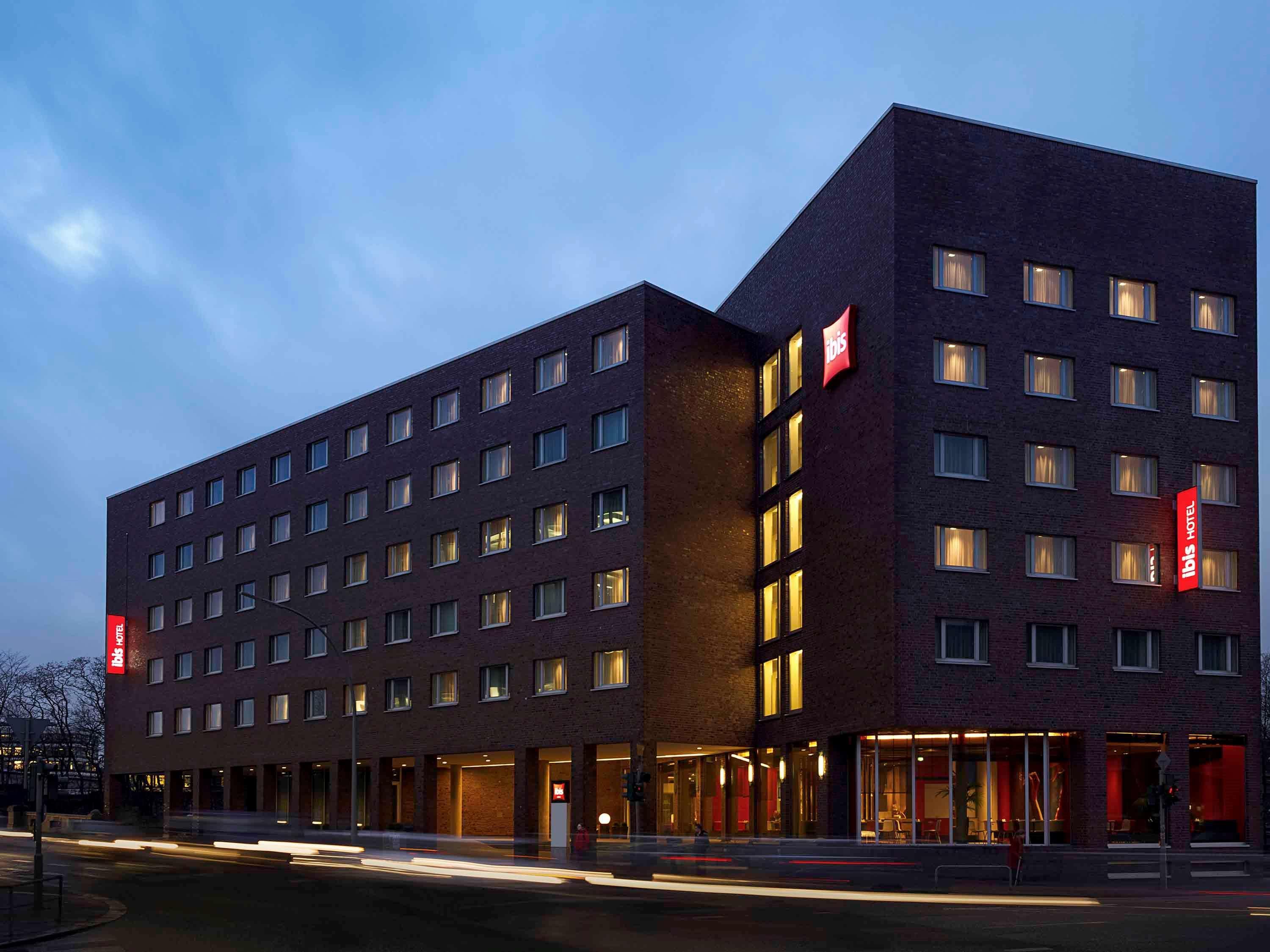 Ibis Hamburg Alsterring Hotel Exterior photo
