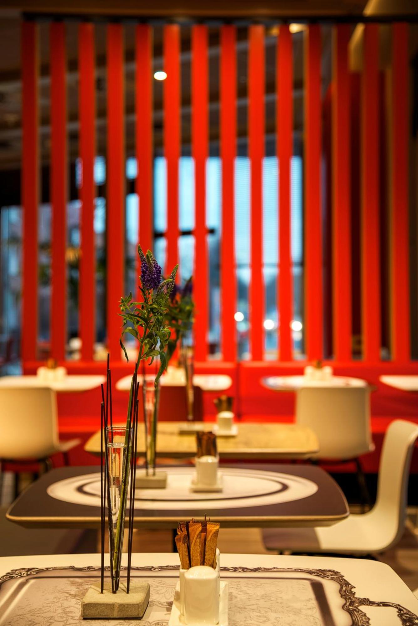 Ibis Hamburg Alsterring Hotel Exterior photo