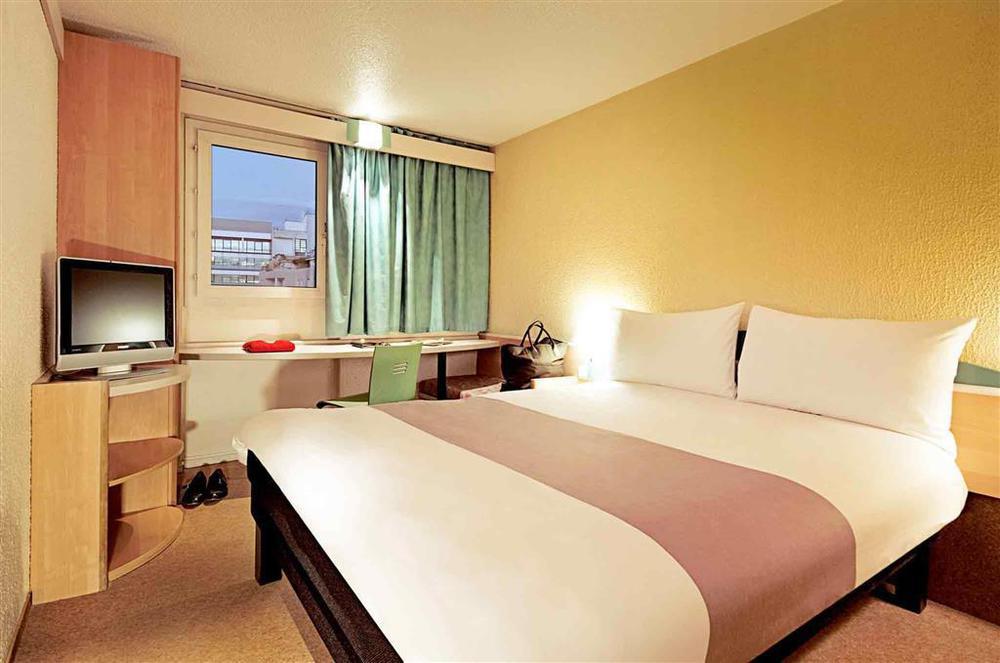 Ibis Hamburg Alsterring Hotel Room photo